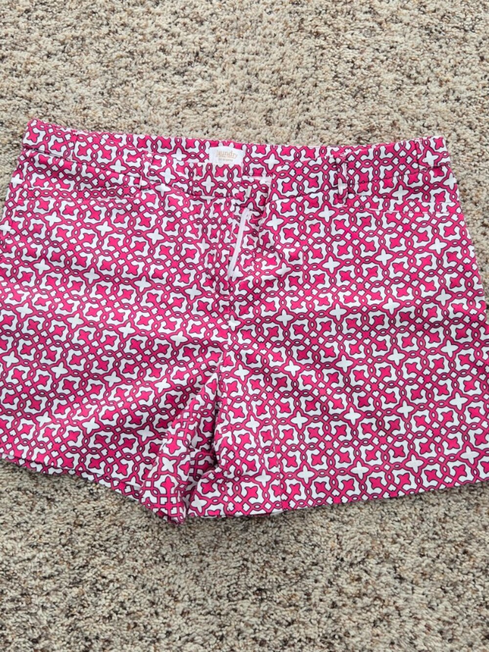 Laundry by shelli segal pink white geomatric print shorts size 10 EUC - Picture 5 of 10